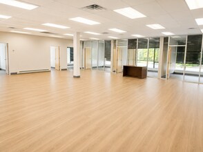 1373 Broad St, Clifton, NJ for lease Interior Photo- Image 1 of 3