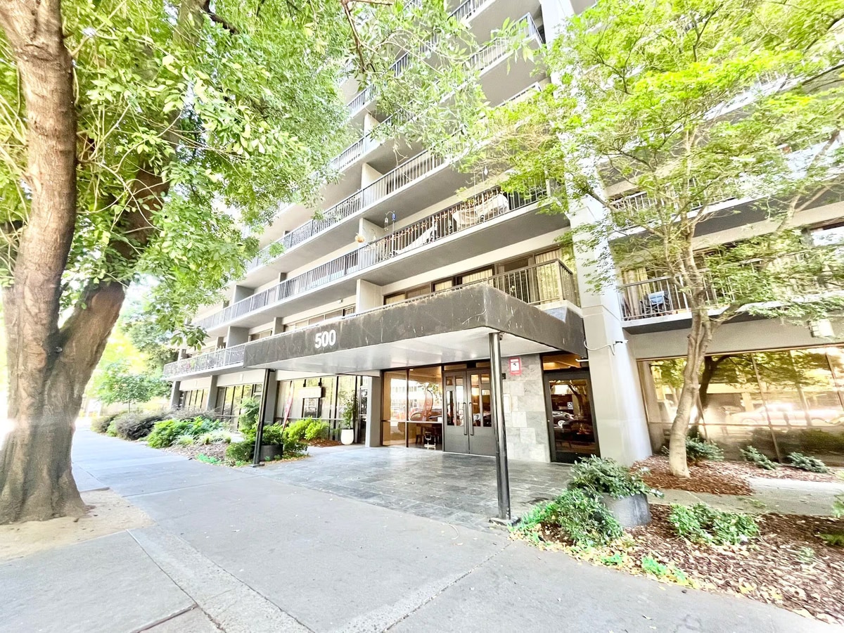 500 N St, Sacramento, CA 95814 - Unit 105 & 106 - - Interior Photo - Image 2 of 13