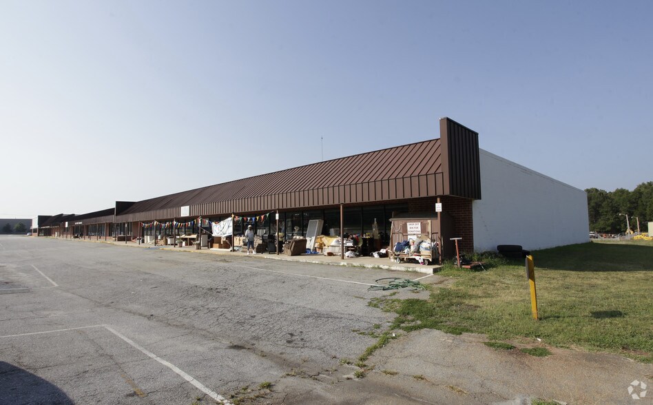 28024-28032 Us-76 Hwy, Clinton, SC for sale - Building Photo - Image 3 of 28