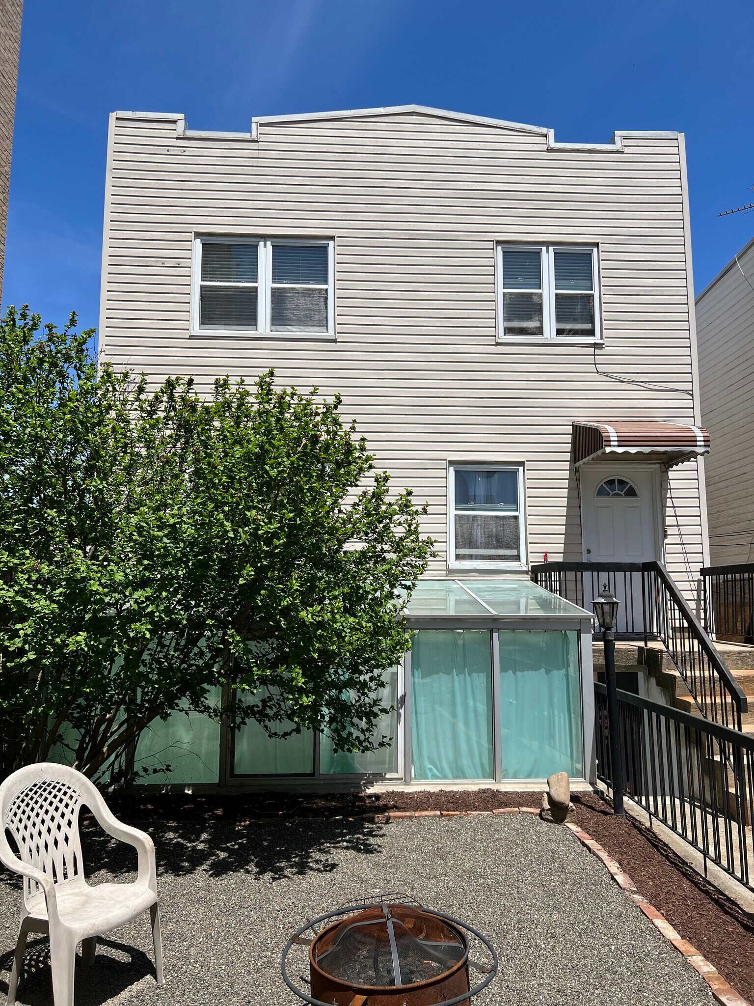 741 40th St, Brooklyn, NY for sale Primary Photo- Image 1 of 1