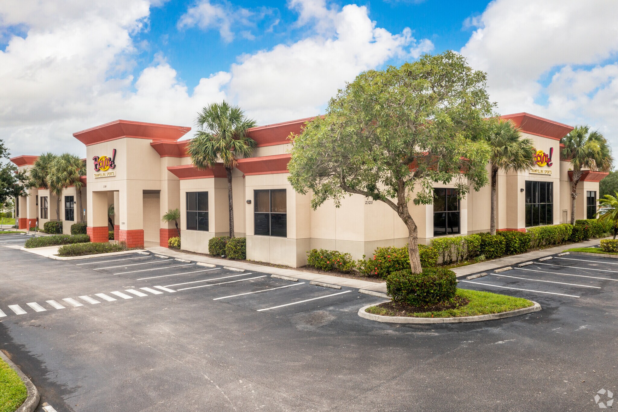 2320 Vanderbilt Beach Rd, Naples, FL for sale Building Photo- Image 1 of 1