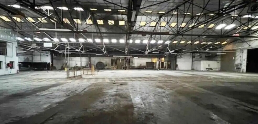 Flex in Thiverval-Grignon for sale - Interior Photo - Image 2 of 11