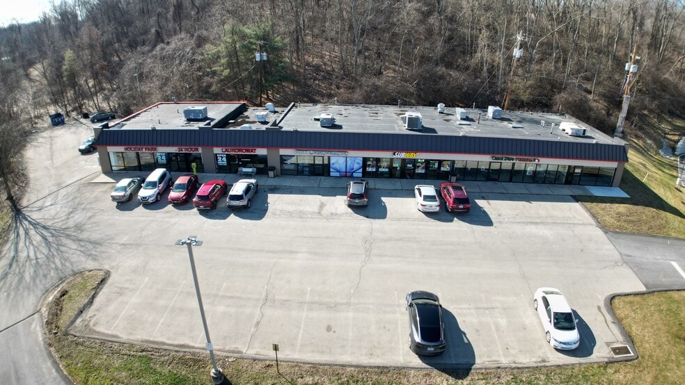 902-932 Presque Is, Pittsburgh, PA for lease - Building Photo - Image 1 of 3