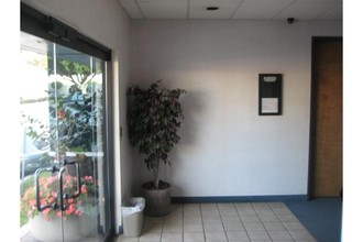 7300 Alondra Blvd, Paramount, CA for lease Lobby- Image 2 of 2