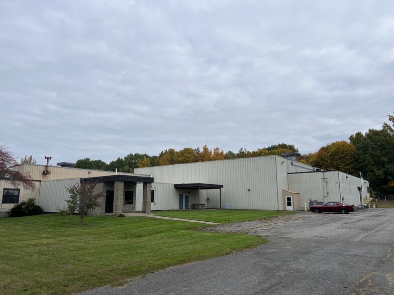 6 Morrill Pl, Fulton, NY for lease - Building Photo - Image 2 of 14