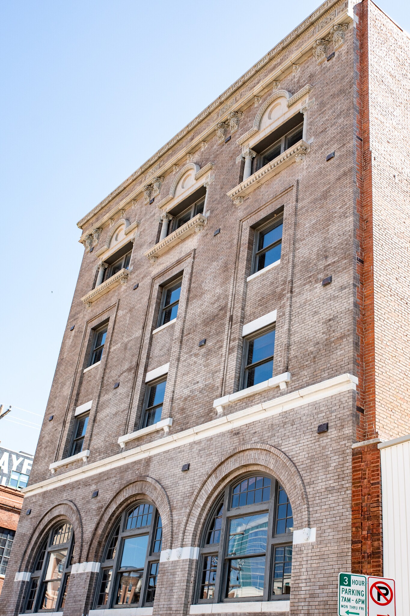 1701 Walnut St, Kansas City, MO 64108