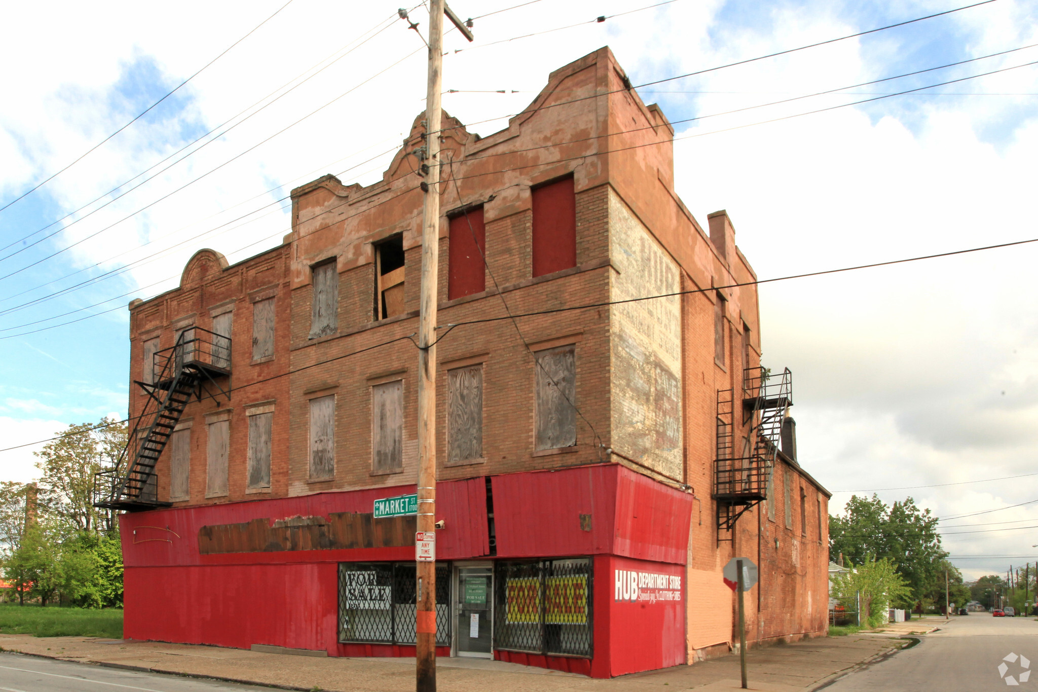 1701 W Market St, Louisville, KY for sale Primary Photo- Image 1 of 1