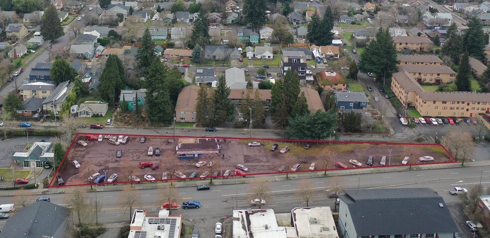 3659 SE Powell Blvd, Portland, OR for lease - Aerial - Image 2 of 4