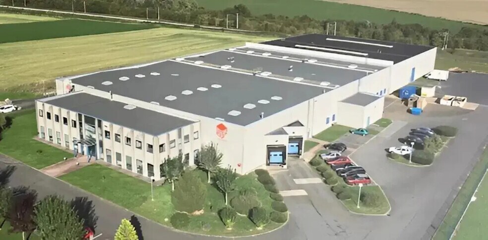 Industrial in Iwuy for sale - Building Photo - Image 3 of 8