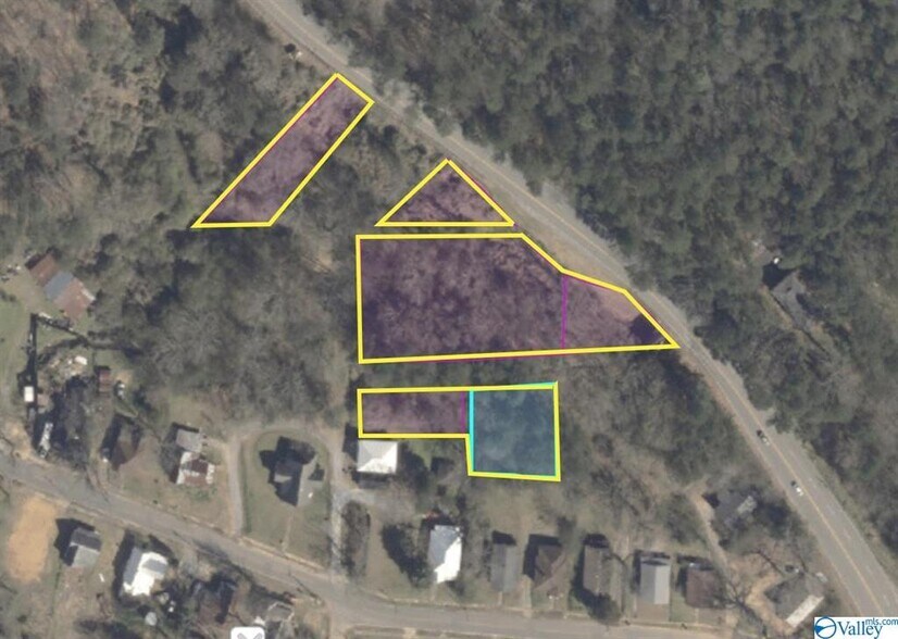 624 Noccalula Dr, Gadsden, AL 35904