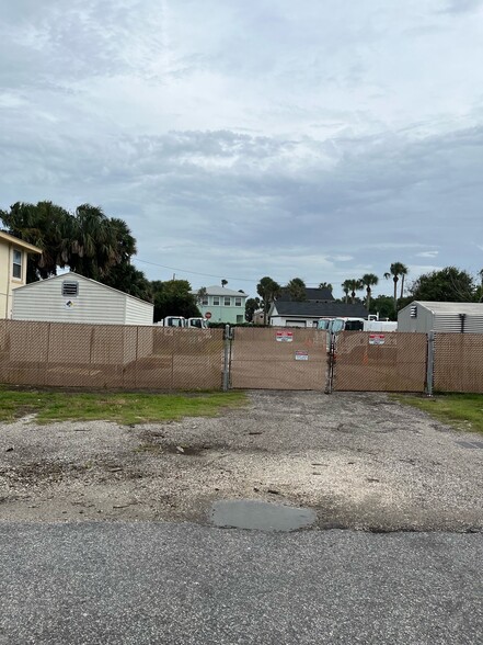 530 3rd St N, Jacksonville Beach, FL for sale - Building Photo - Image 2 of 7