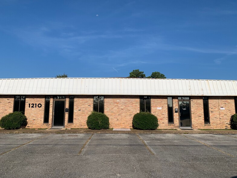 1210 Hutson Dr, Mobile, AL for lease - Building Photo - Image 2 of 2