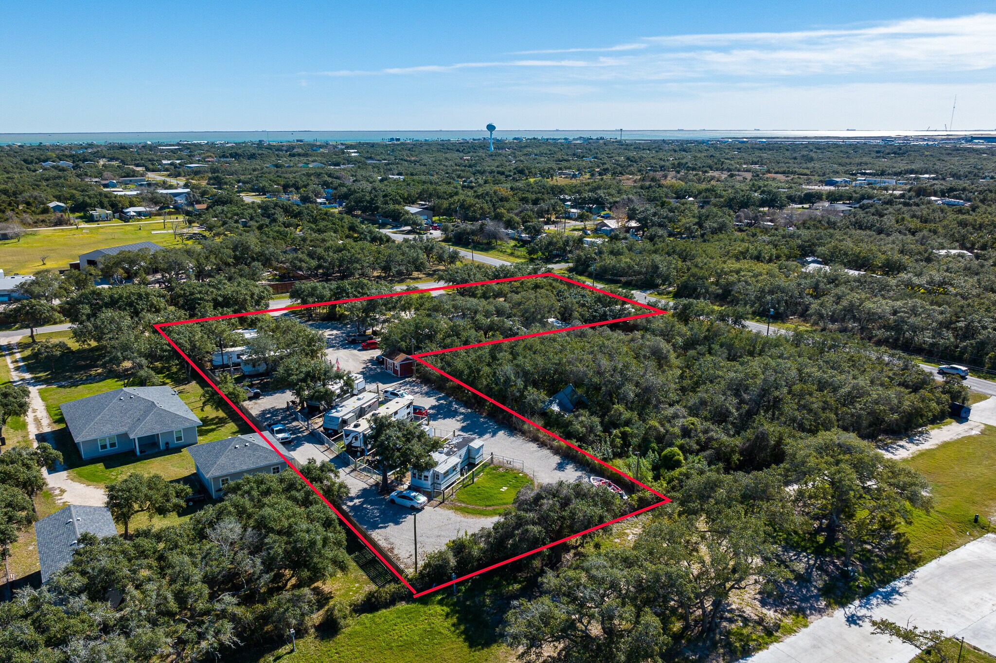831 Monkey Rd, Rockport, TX for sale Primary Photo- Image 1 of 1