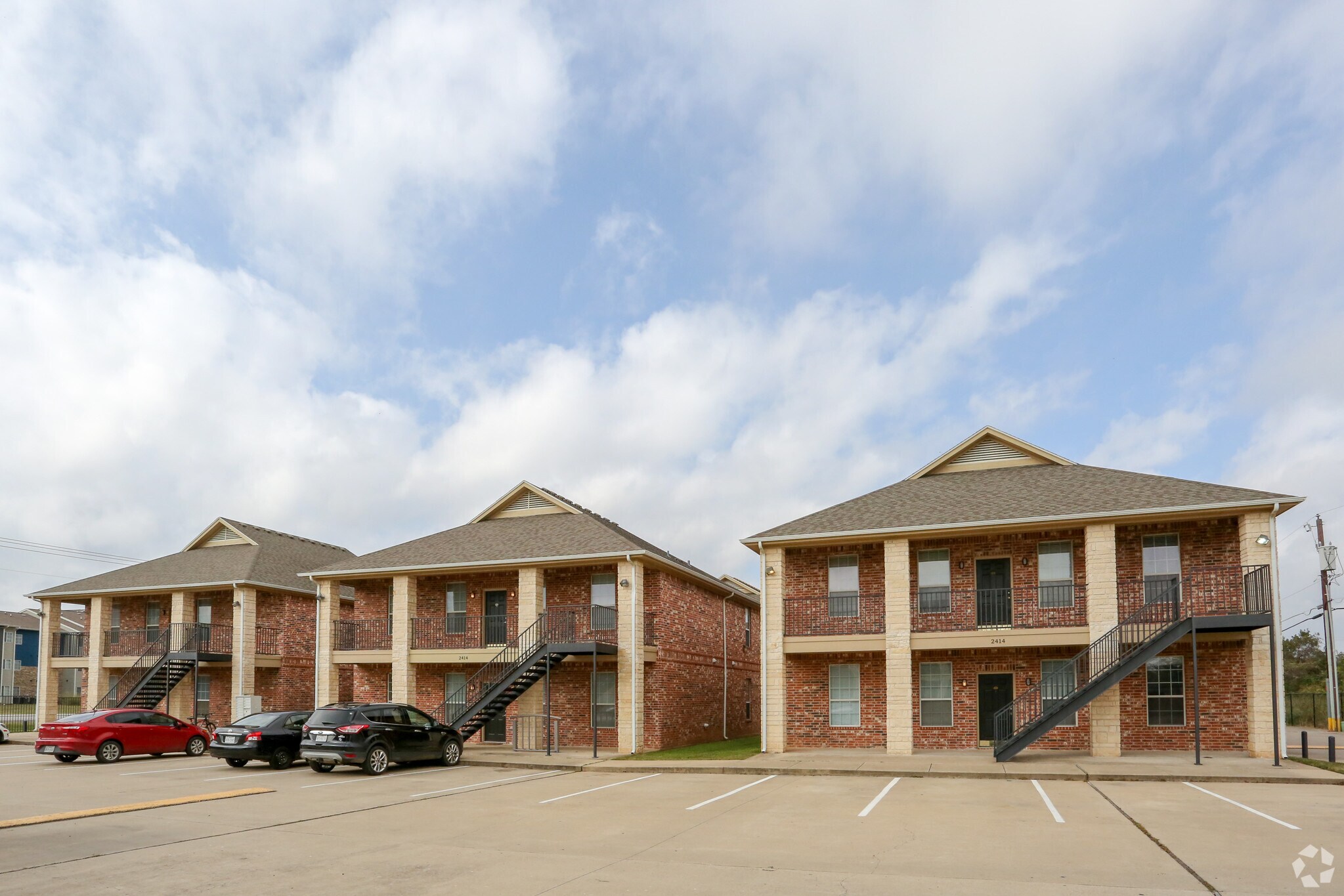 2406-2418 S University Parks Dr, Waco, TX for sale Primary Photo- Image 1 of 1