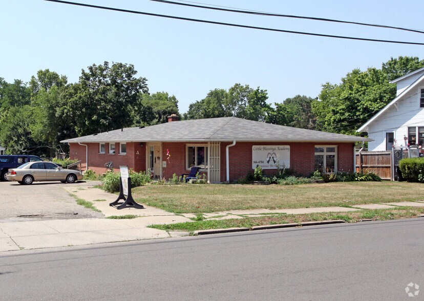 129 Moull St, Newark, OH 43055