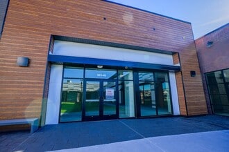 2900 E Sunshine St, Springfield, MO for lease Building Photo- Image 1 of 10