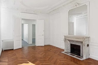 10-12 Avenue De Messine, Paris for lease Building Photo- Image 2 of 3