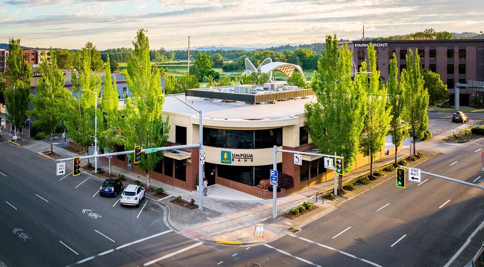 245 Commercial St SE, Salem, OR for lease - Building Photo - Image 3 of 19