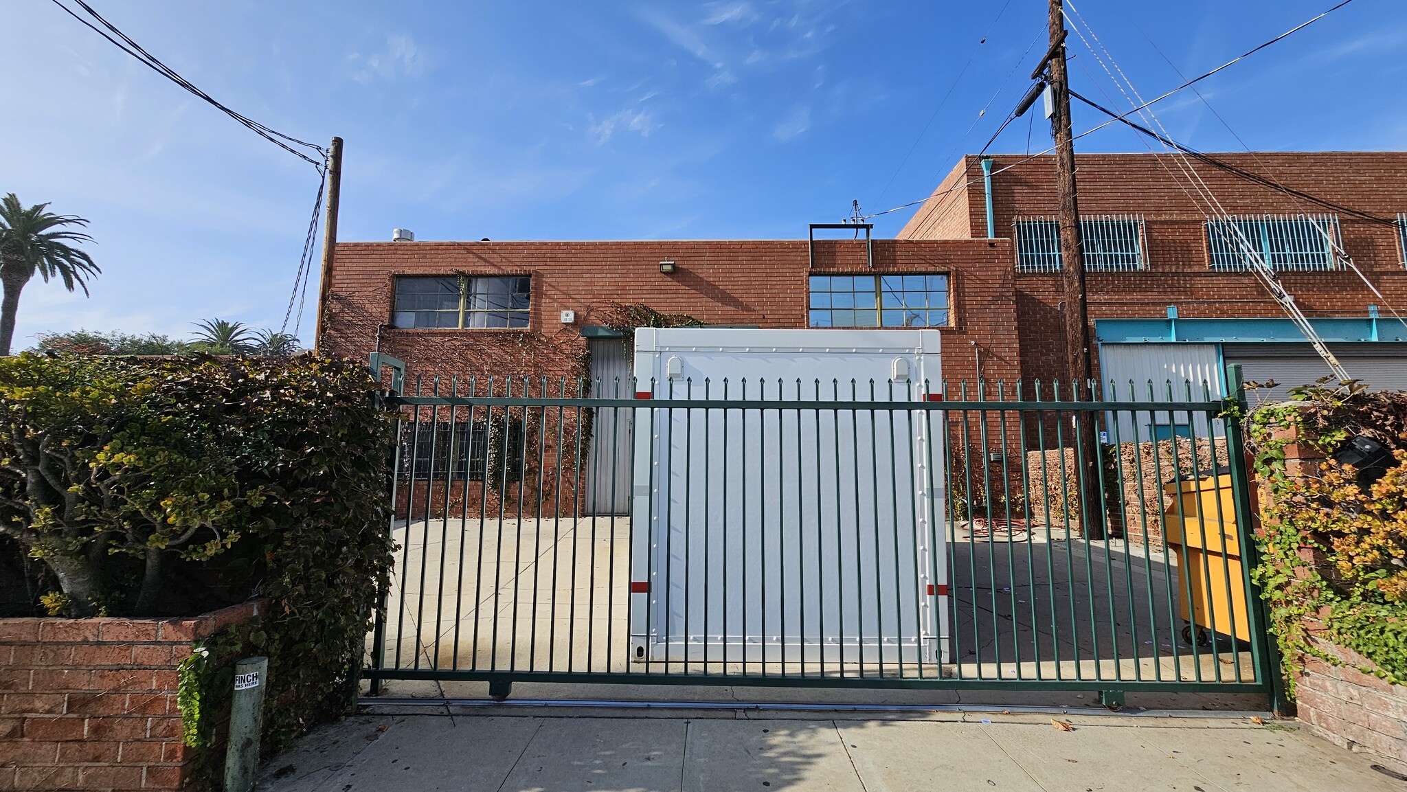 1815 Tyburn St, Glendale, CA for lease Building Photo- Image 1 of 2