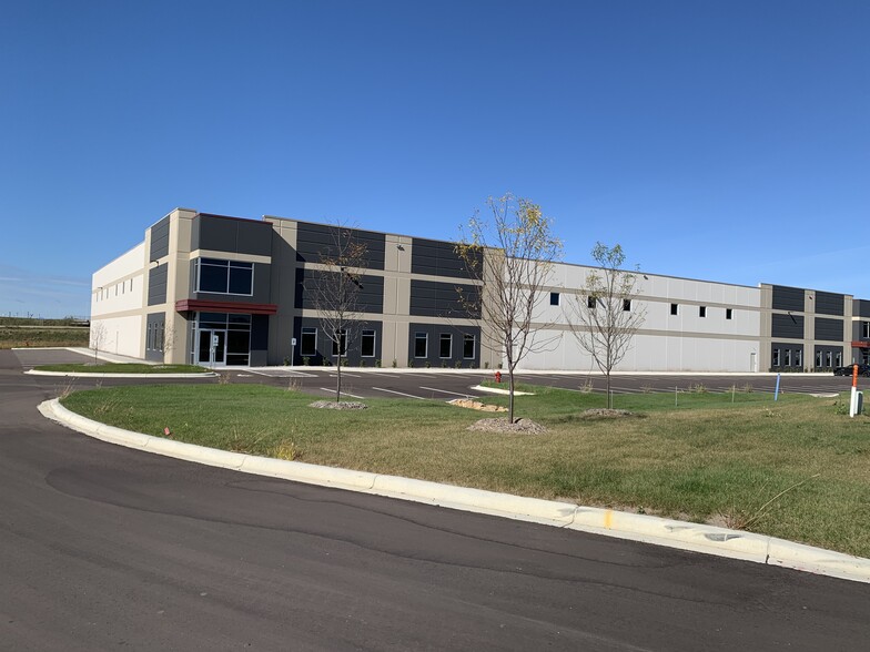 3405 Casey St, River Falls, WI for lease - Building Photo - Image 1 of 4