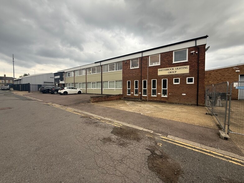 Wellington Rd, St Albans for sale - Building Photo - Image 3 of 7