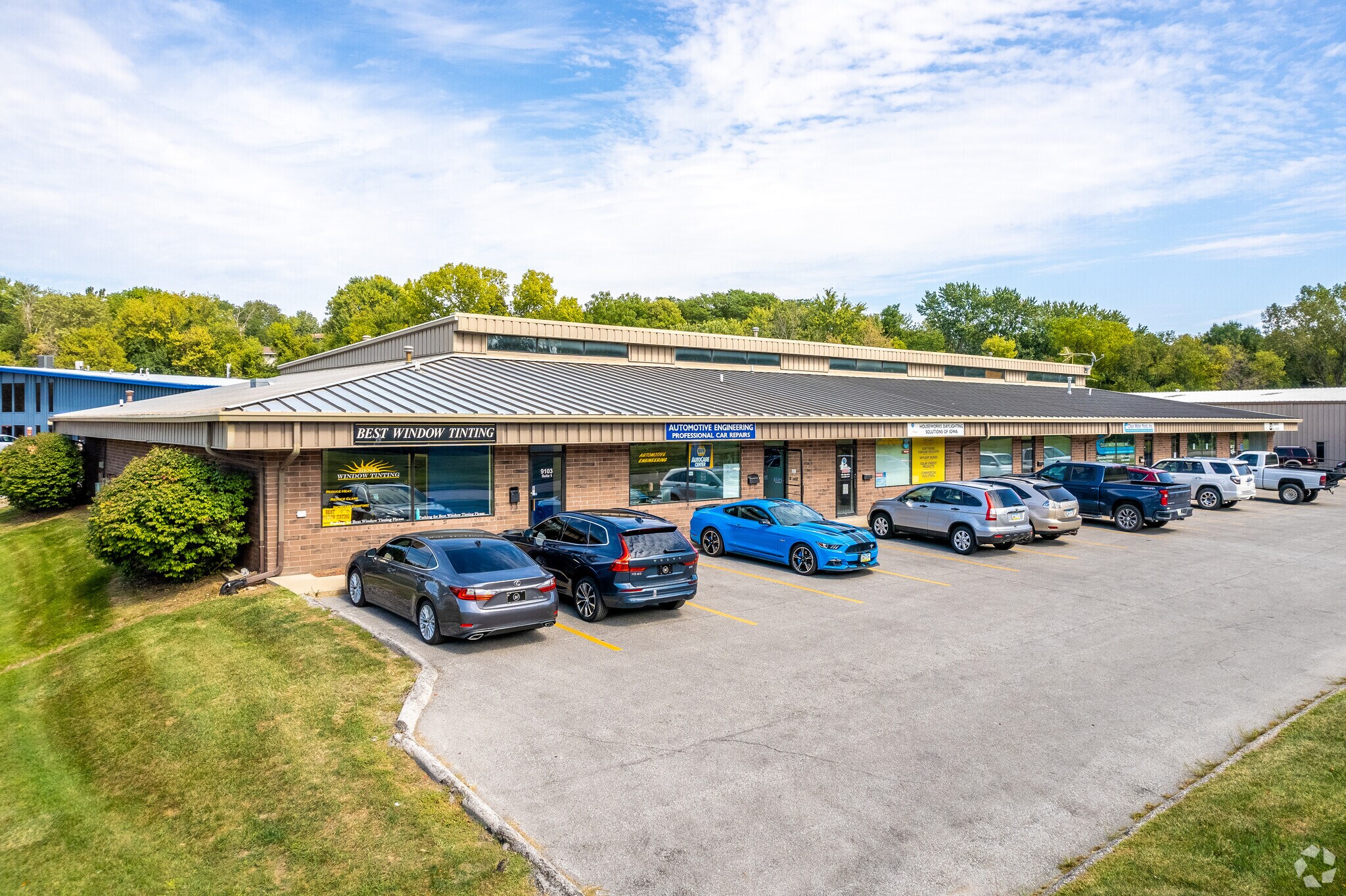 9103 Swanson Blvd, Clive, IA for sale Primary Photo- Image 1 of 1
