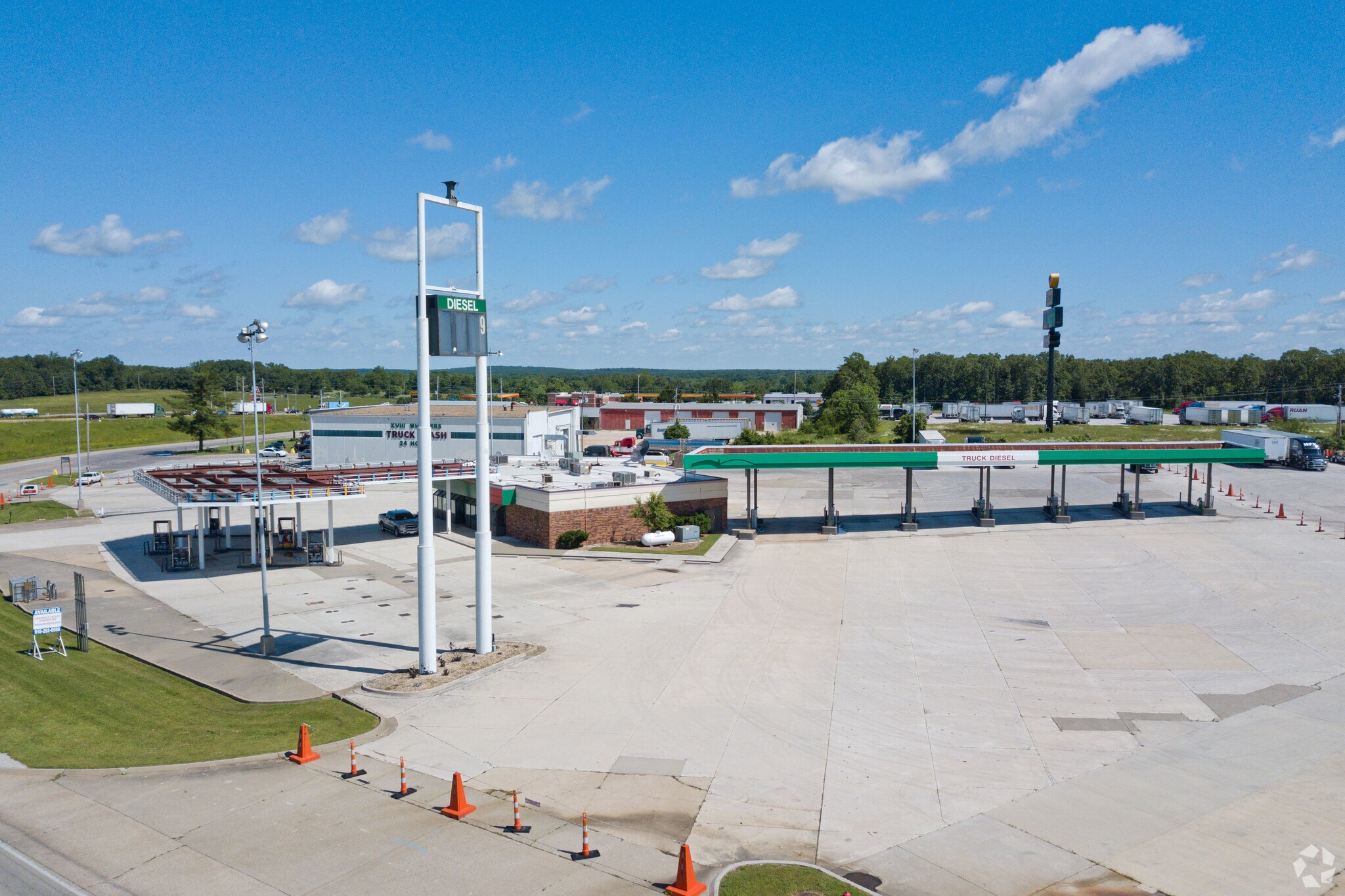 325 E Evergreen Rd, Strafford, MO 65757 Retail Space for Lease