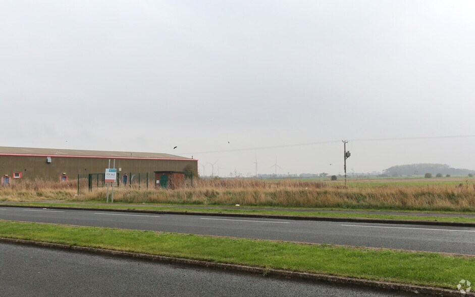 Lancaster Rd, Bridlington for sale - Primary Photo - Image 1 of 2