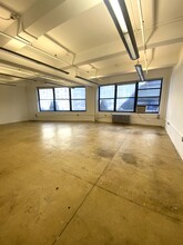 330 W 38th St, New York, NY for lease Interior Photo- Image 1 of 4