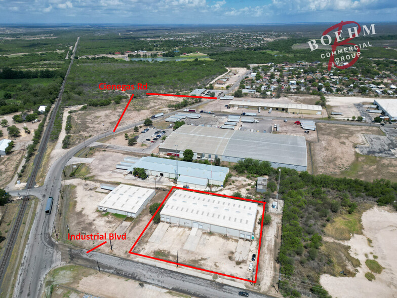 995 Industrial Blvd, Del Rio, TX for sale - Building Photo - Image 1 of 44