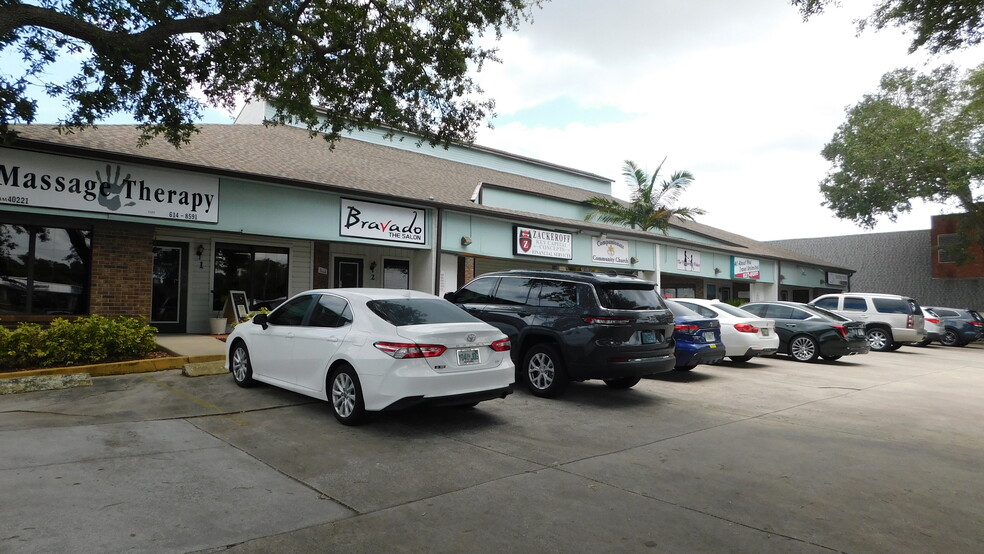 1240 Rockledge Blvd, Rockledge, FL for lease - Building Photo - Image 3 of 4