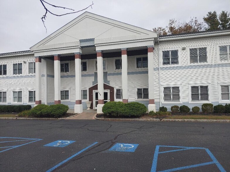 239 Prospect Plains Rd, Monroe Township, NJ 08831