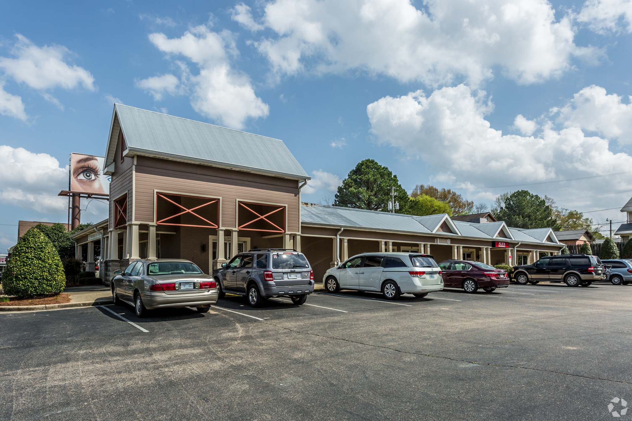 1413 W Main St, Tupelo, MS for sale Primary Photo- Image 1 of 1