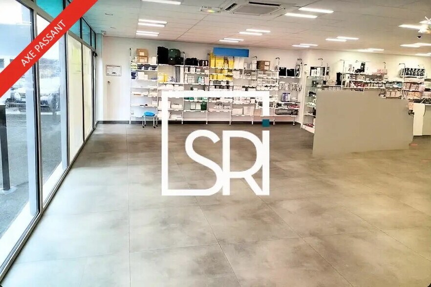 Retail in Aubière for sale - Building Photo - Image 1 of 12