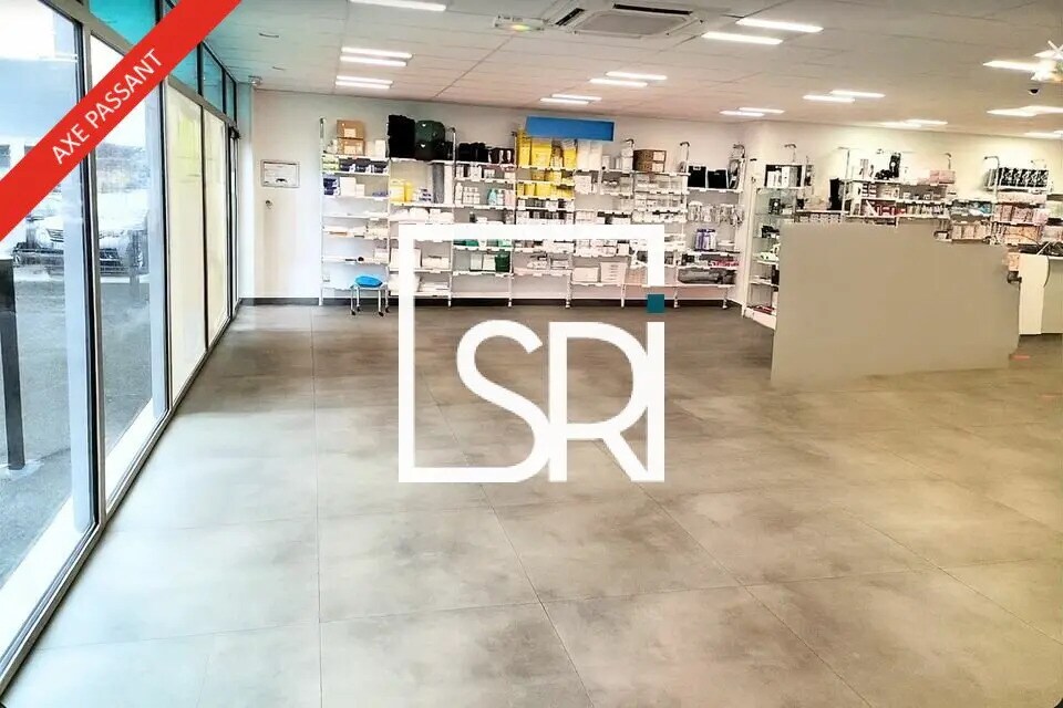 Retail in Aubière for sale Building Photo- Image 1 of 13