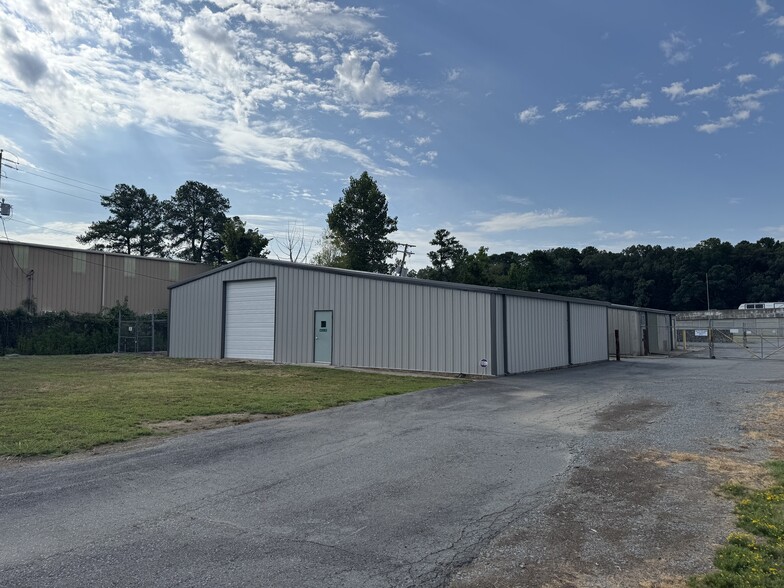 6619 Young Rd, Little Rock, AR for sale - Building Photo - Image 1 of 8