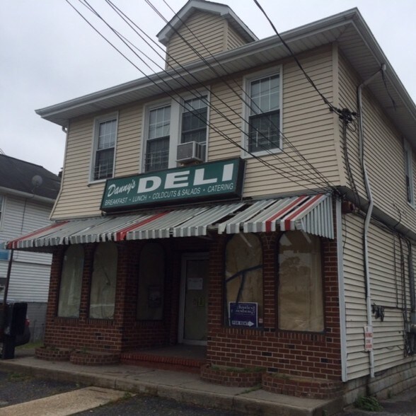 1874 Meadowbrook Rd, Merrick, NY for sale - Building Photo - Image 1 of 1