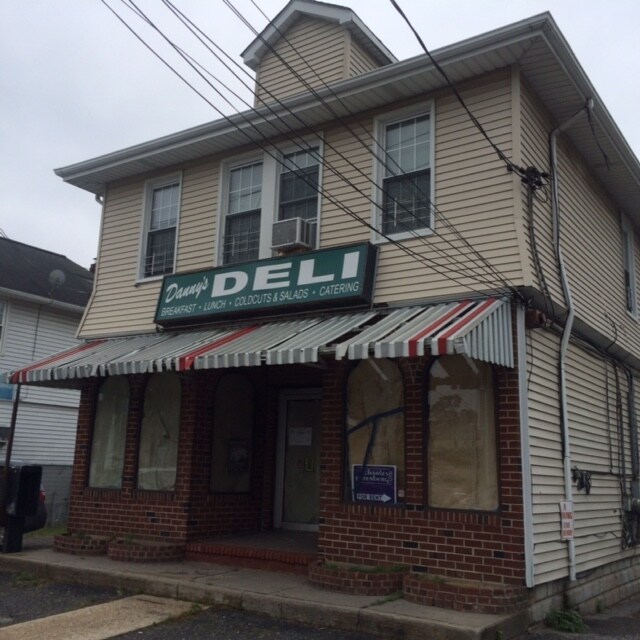 1874 Meadowbrook Rd, Merrick, NY for sale Building Photo- Image 1 of 1