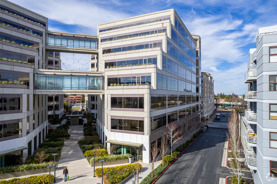 20400 Stevens Creek Blvd, Cupertino, CA for lease - Building Photo - Image 2 of 22