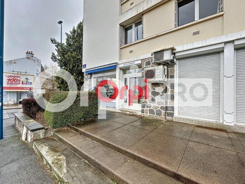 Flex in Clermont-Ferrand for lease - Building Photo - Image 1 of 3