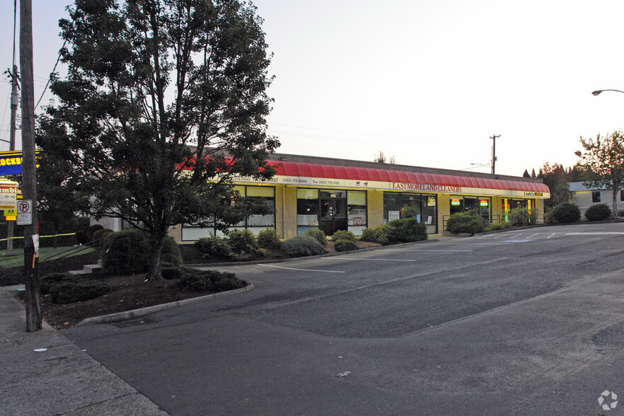 3945-3975 SE Powell Blvd, Portland, OR for lease - Building Photo - Image 2 of 2