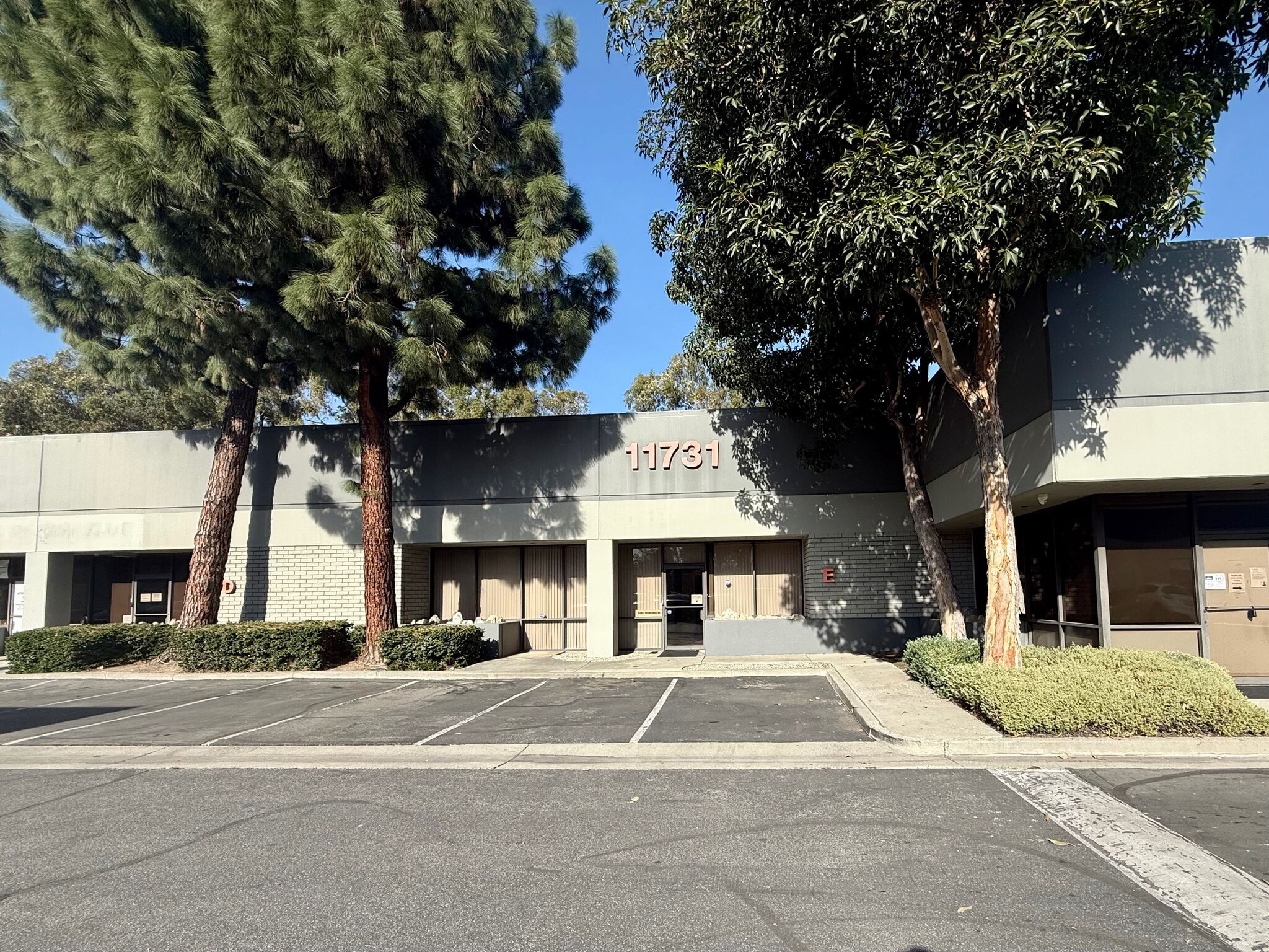 11721 Telegraph Rd, Santa Fe Springs, CA for lease Building Photo- Image 1 of 12