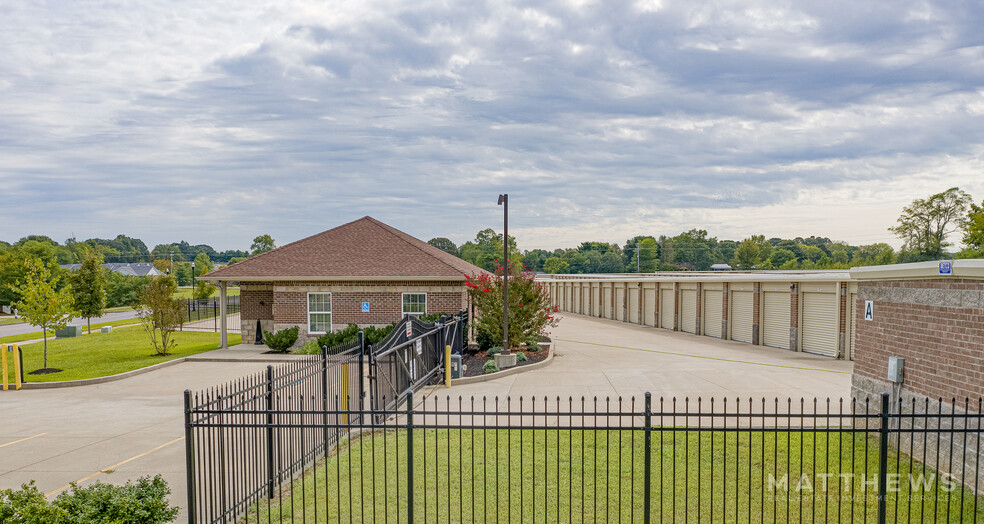 121 Business Park Dr, White House, TN for sale - Building Photo - Image 1 of 1