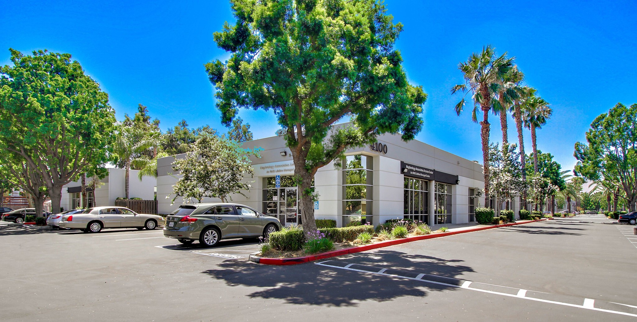 4100 Latham St, Riverside, CA 92501 - Latham Street Office Plaza | LoopNet