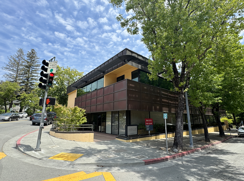 990 5th Ave, San Rafael, CA for lease - Building Photo - Image 1 of 6