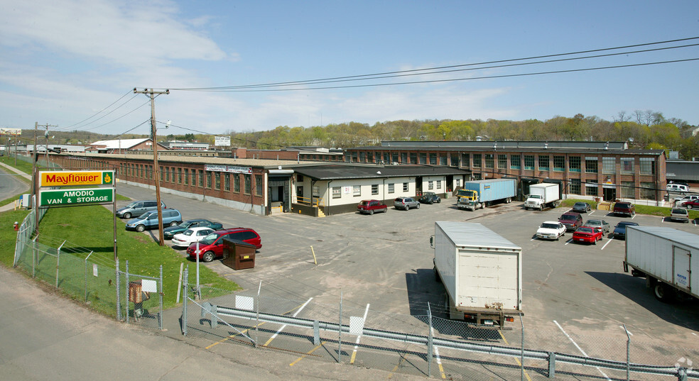 One Hartford Sq, New Britain, CT for lease - Building Photo - Image 2 of 14