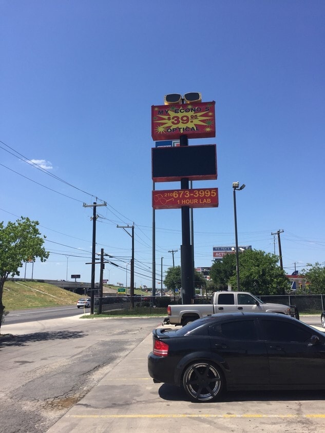 1706 SW Loop 410, San Antonio, TX for lease Building Photo- Image 1 of 9