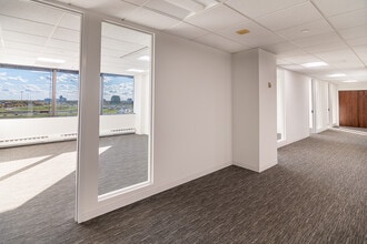 3701 Algonquin Rd, Rolling Meadows, IL for lease Interior Photo- Image 2 of 6