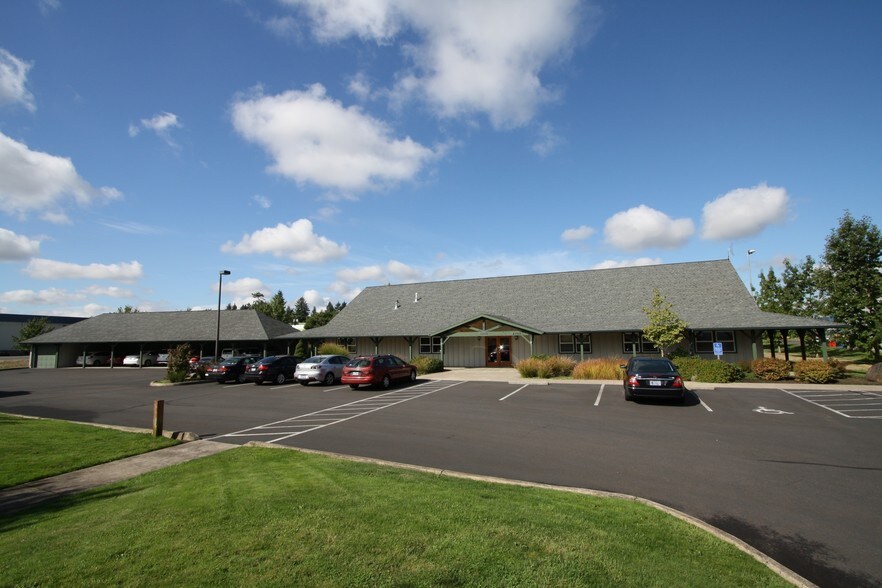 21515 Bents Ct NE, Aurora, OR for sale - Building Photo - Image 1 of 1