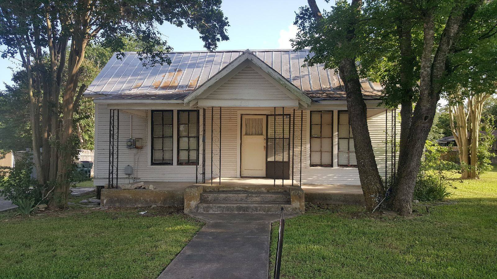 601 W Center St, Kyle, TX for sale Building Photo- Image 1 of 1